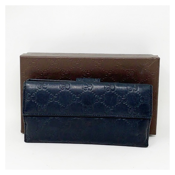 Authentic Gucci Wallet - Picture 2 of 12